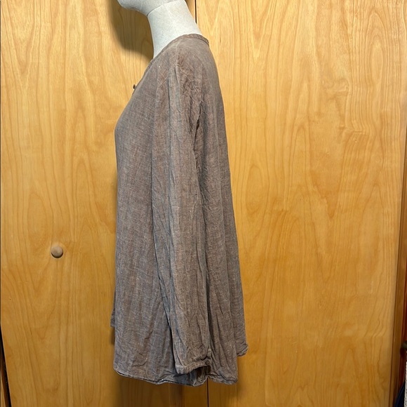 Eileen Fischer Linen Button-Up Blouse - Picture 4 of 9